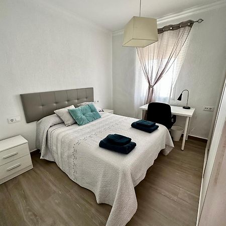 Precioso Apartamento 3 Dormitorios, Aire Acondicionado Menos 10 Min A Pie Feria Jerez De La Frontera Buitenkant foto